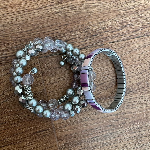 Set of bracelets - Picture 2 of 2